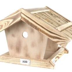 Kölle Vogelfutterhaus Aus Kiefernholz, Mit Strohdach, Ca. 30 X 38 Cm -Gartengeschäft Im Freien 0910100033 Koelle Futterspender Kiefernholz natur Strohdach ca30x38cm 1 117704