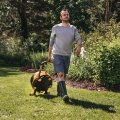 Fiskars Schlauchwagen Waterwheel Automatik XL, Für ½'-5/8", Schlauchdüse, Rasenspieß, Schwarz-orange -Gartengeschäft Im Freien 0930200501 Schlauchwagen Automatik XL mit Raedern 360 4 78977