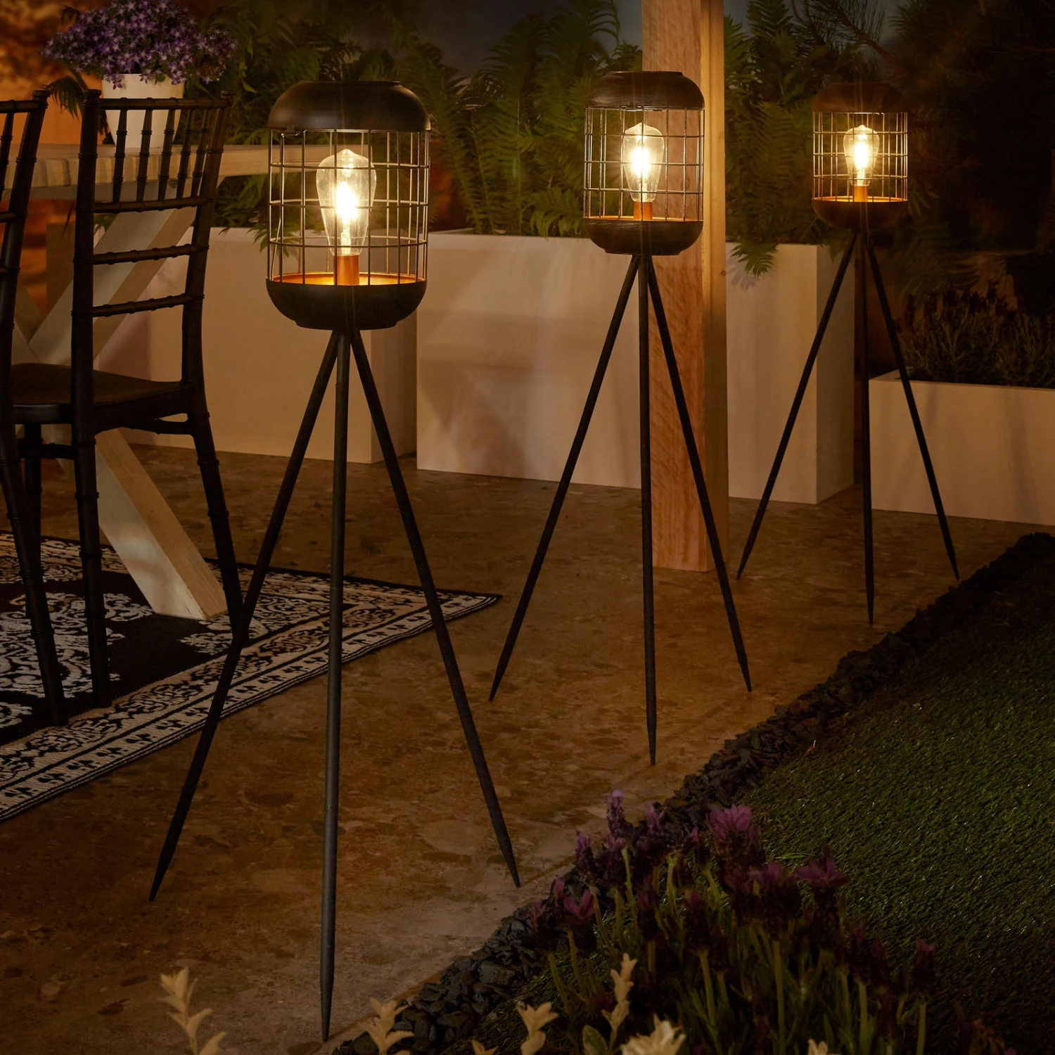 Solarlaterne 'Lighthouse', Schwarz, Metall, Höhe 92 Cm 5 Solarlaterne 'Lighthouse', Schwarz, Metall, Höhe 92 Cm – Bild 3